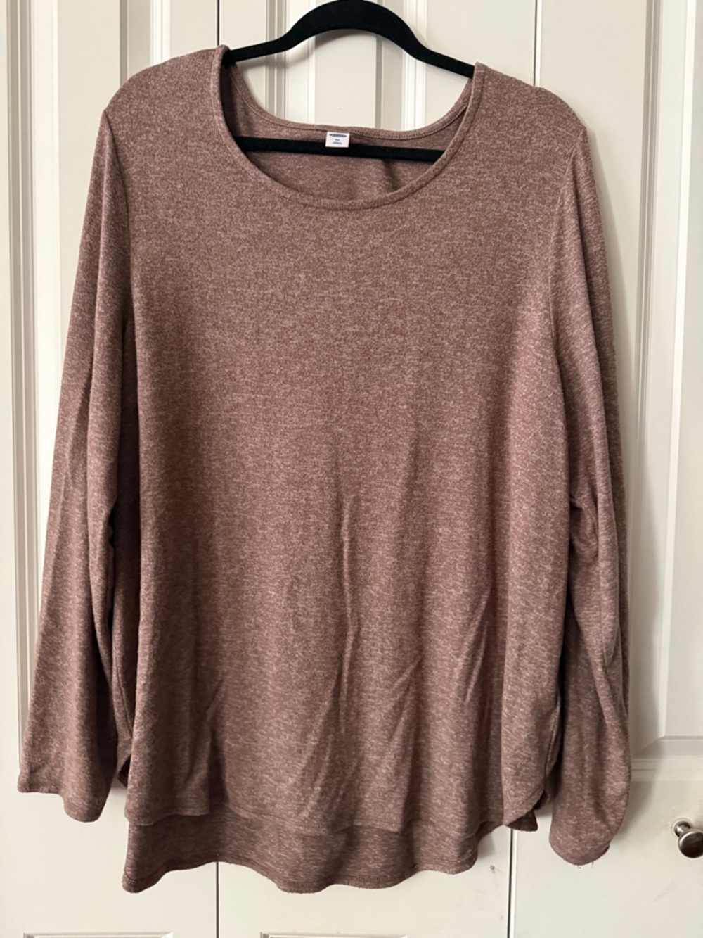 Old Navy  Heather Scoop Neck Long Sleeve